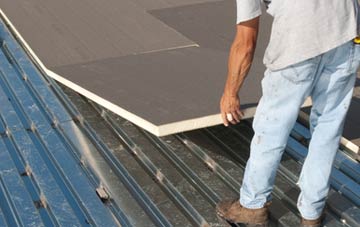 benefits of insulating Tre Beferad flat roofing